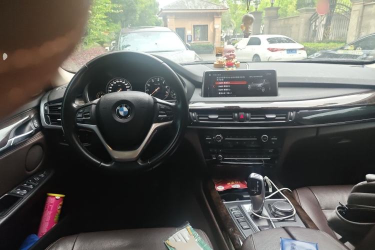 Used BMW X5 2018 xDrive28i Steering Wheel