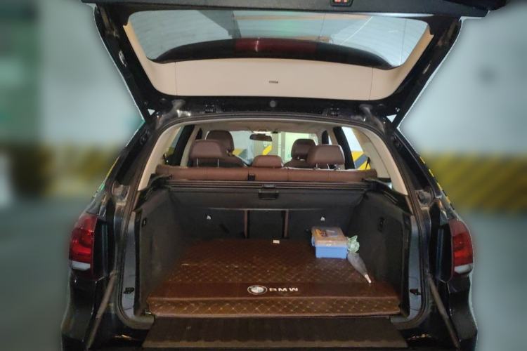 Used BMW X5 2018 xDrive35i Elegant Edition Trunk