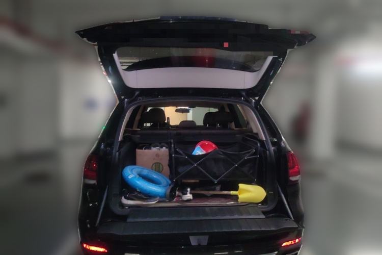 Used BMW X5 2018 xDrive35i Elegant Edition Trunk
