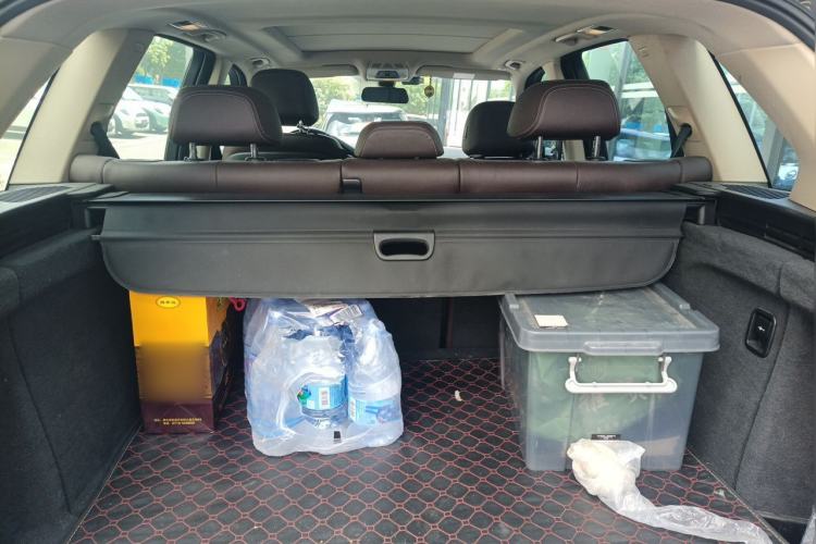 Used BMW X5 2018 xDrive28i Trunk