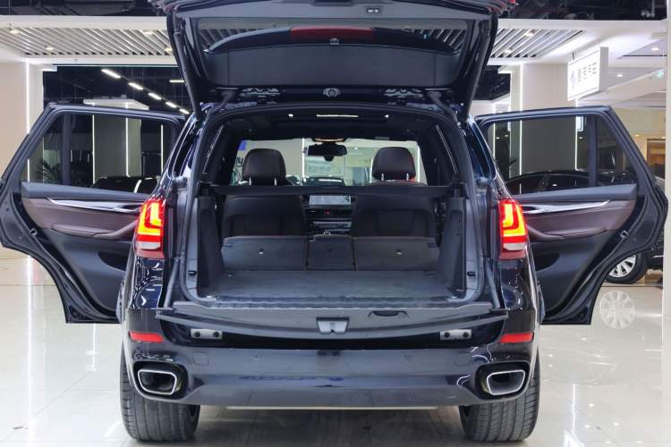 Used BMW X5 2018 xDrive35i M Sport Edition Trunk