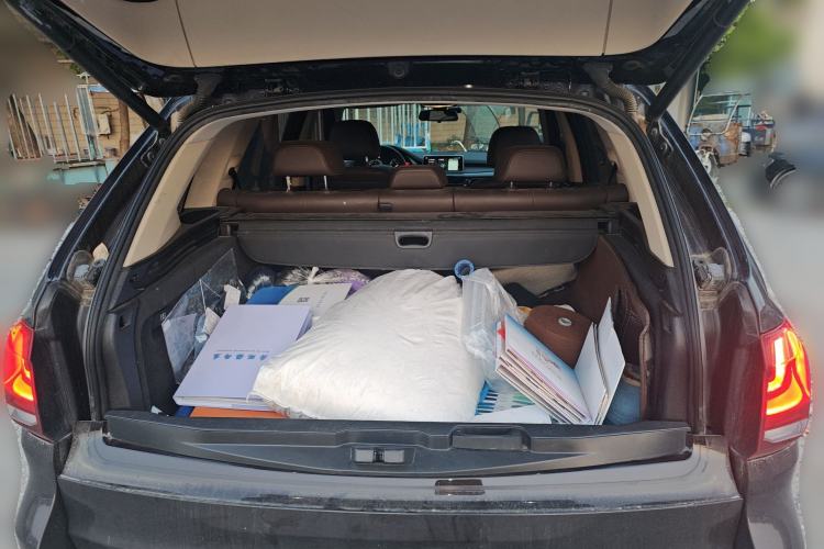 Used BMW X5 2018 xDrive35i Elegant Edition Trunk
