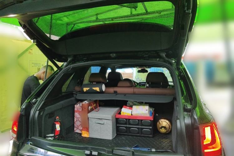 Used BMW X5  Trunk