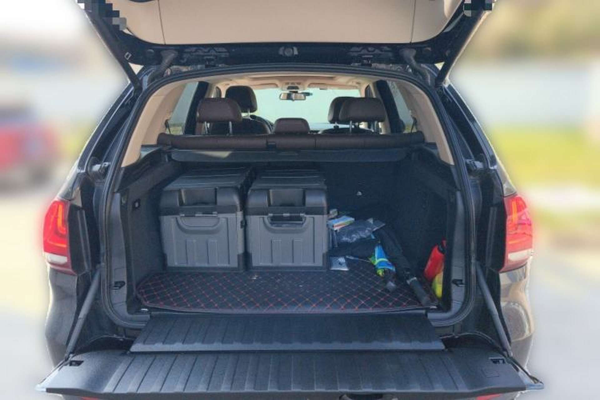 Used BMW X5 2018 xDrive28i Trunk