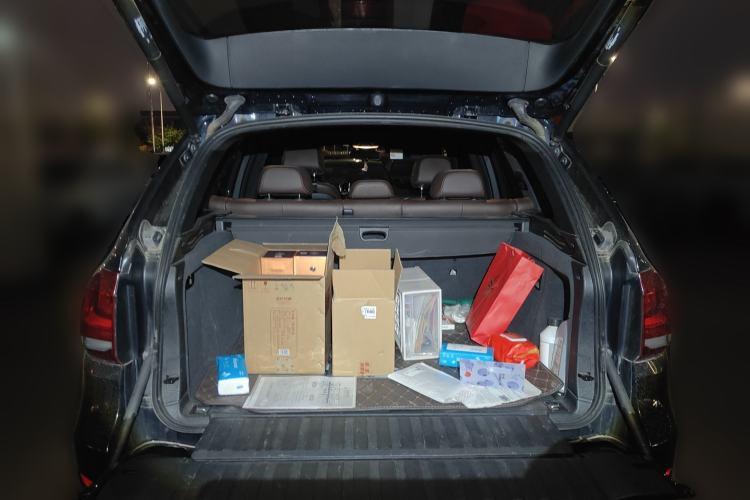 Used BMW X5 2018 xDrive35i M Sport Edition Trunk