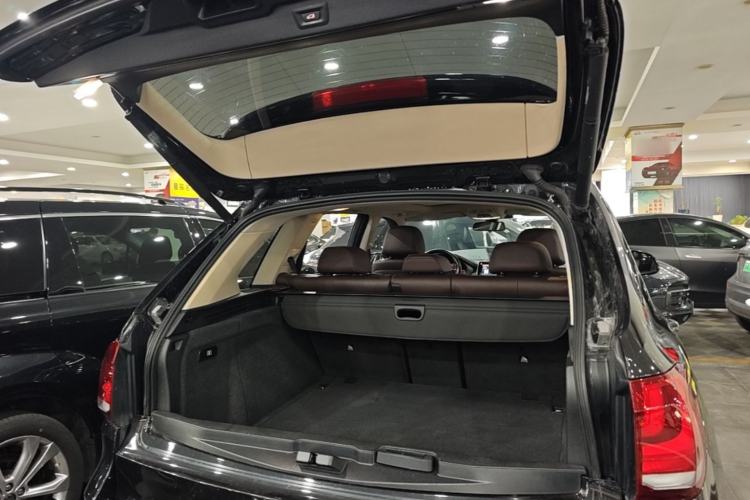 Used BMW X5 2018 xDrive28i Trunk