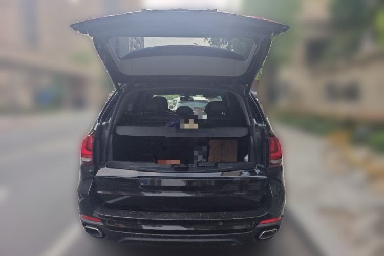 Used BMW X5 2018 xDrive35i Elegant Edition Trunk