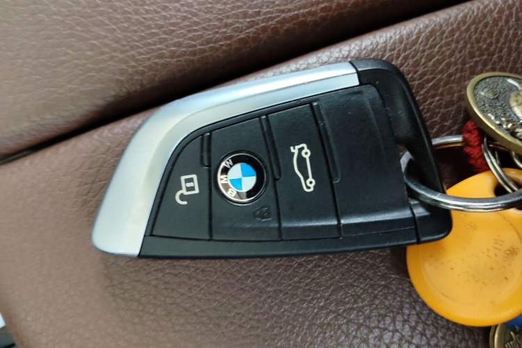 Used BMW X5 2018 xDrive35i Elegant Edition Vehicle Key