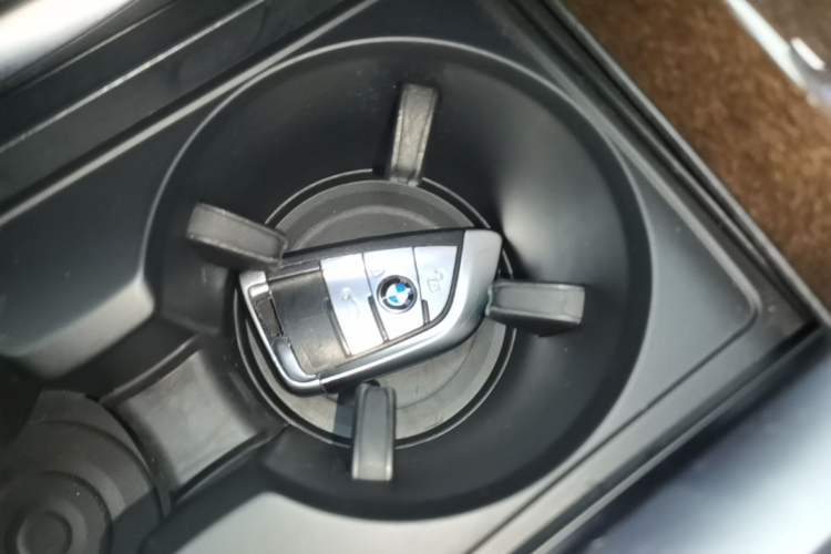 Used BMW X5 2018 xDrive35i Elegant Edition Vehicle Key