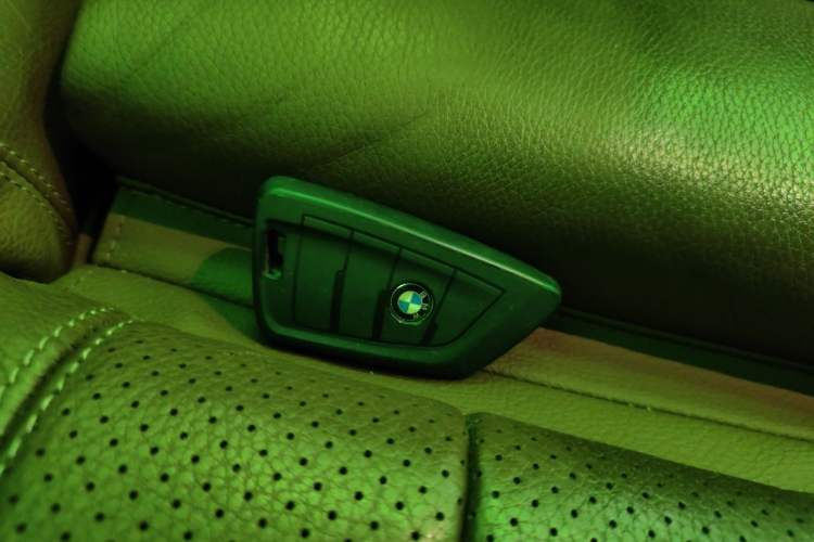 Used BMW X5  Vehicle Key