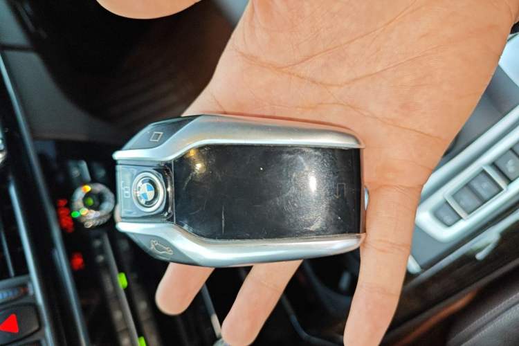 Used BMW X5 2018 xDrive28i Vehicle Key
