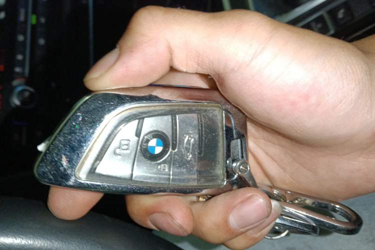 Used BMW X5 2018 xDrive28i Vehicle Key
