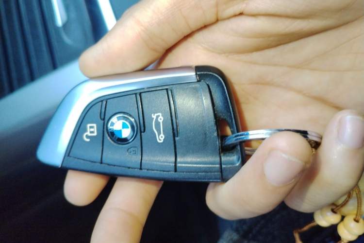 Used BMW X5  Vehicle Key