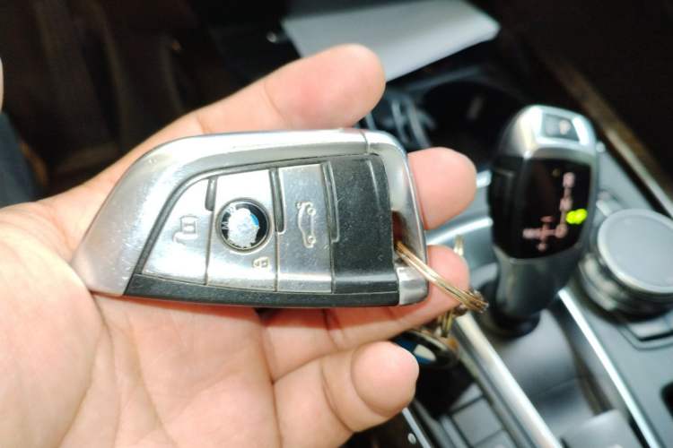 Used BMW X5 2018 xDrive28i Vehicle Key
