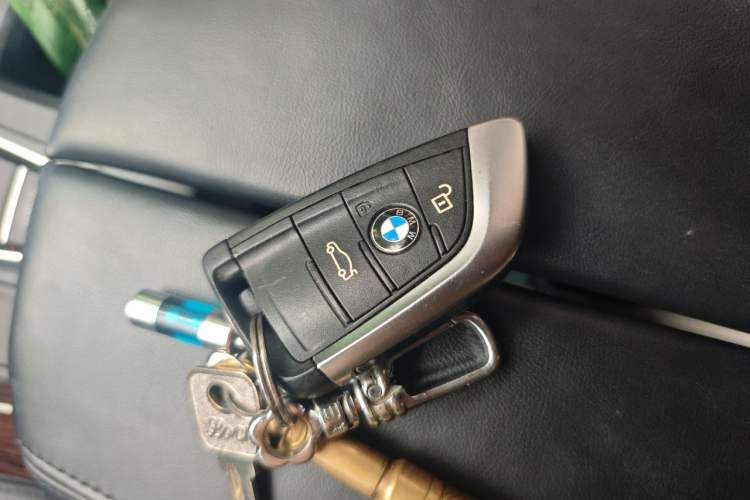 Used BMW X5 2018 xDrive35i Elegant Edition Vehicle Key