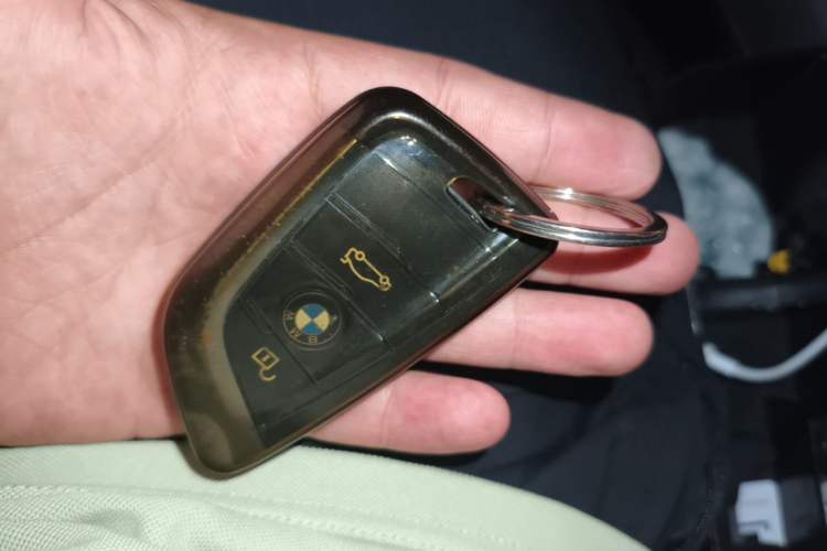 Used BMW X5  Vehicle Key