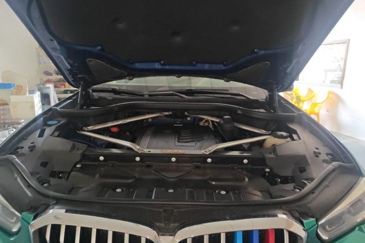 Used BMW X5 2018 xDrive35i M Sport Edition Engine Bay