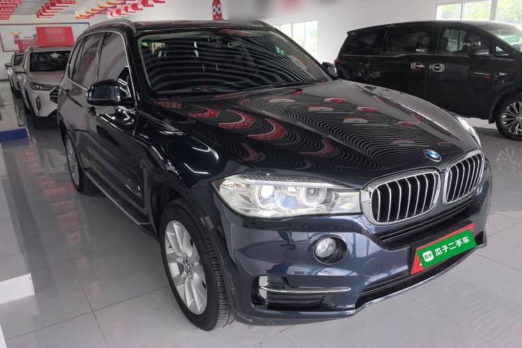 Used BMW X5 2018 xDrive28i Exterior 2