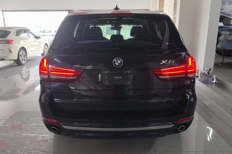 Used BMW X5 2018 xDrive28i Exterior 4