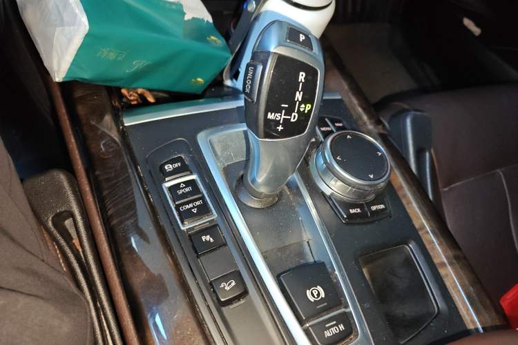 Used BMW X5 2018 xDrive28i Gear Lever
