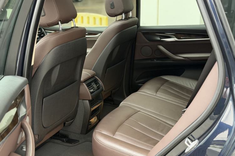 Used BMW X5 2018 xDrive35i Elegant Edition Interior 3