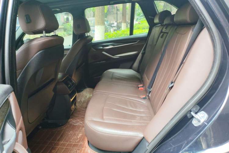Used BMW X5 2018 xDrive35i M Sport Luxury Edition Left Rear Seat