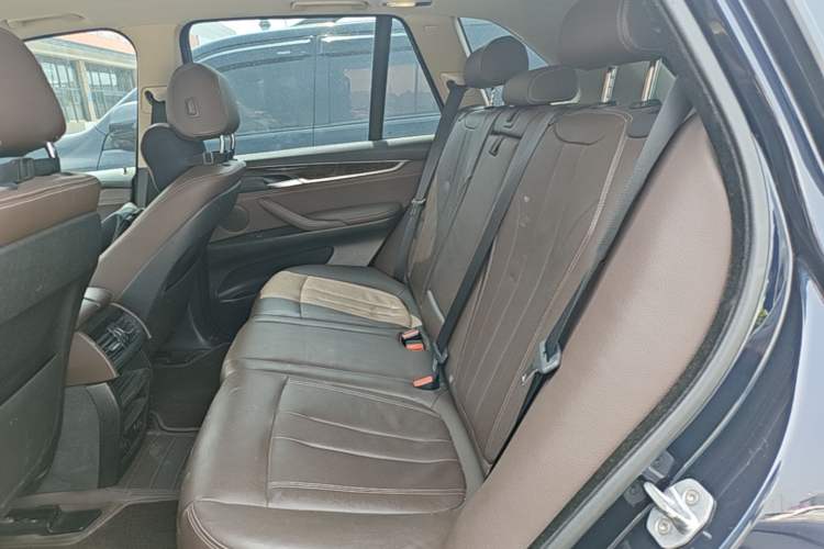 Used BMW X5 2018 xDrive28i Left Rear Seat