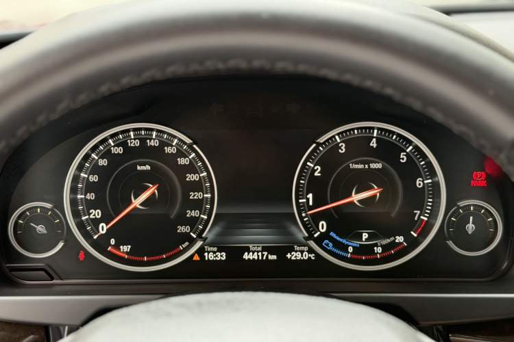 Used BMW X5 2018 xDrive35i Elegant Edition Odometer Close Up