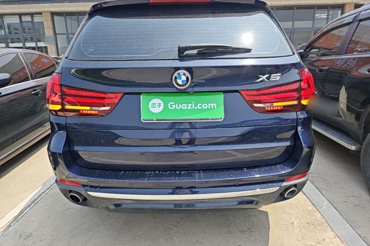 Used BMW X5 2018 xDrive28i Rear