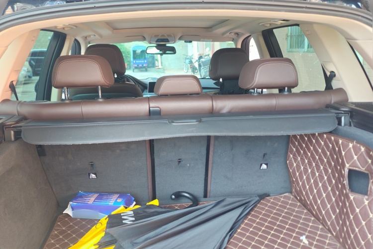 Used BMW X5 2018 xDrive35i Elegant Edition Trunk