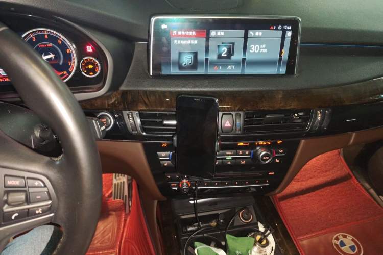 Used BMW X5 2018 xDrive28i Audio And AC Panel