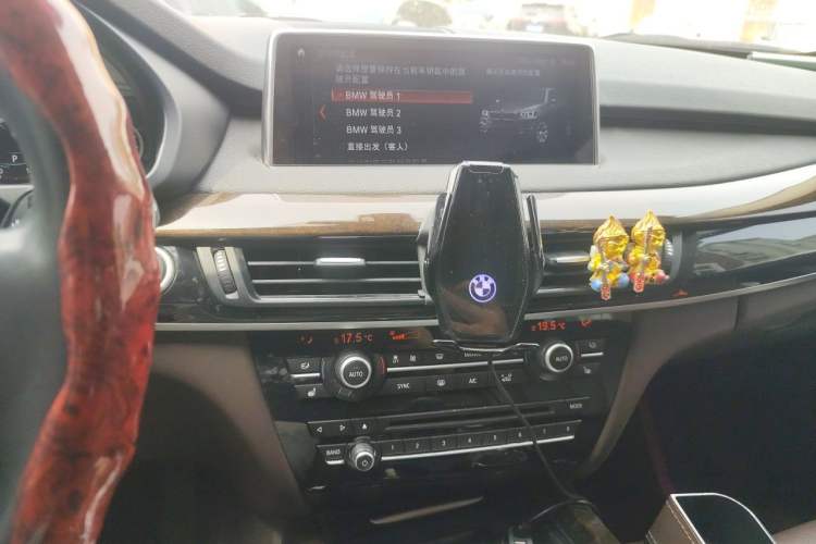 Used BMW X5 2018 xDrive35i Elegant Edition Audio And AC Panel