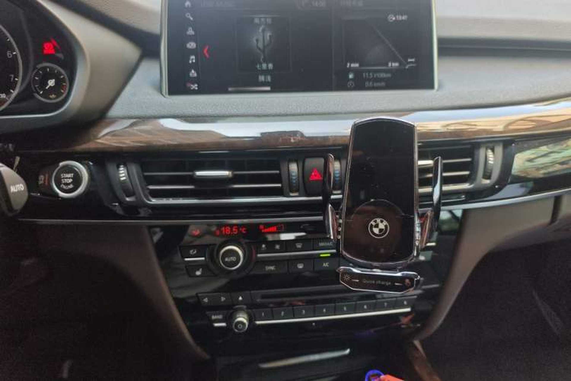 Used BMW X5 2018 xDrive28i Audio And AC Panel