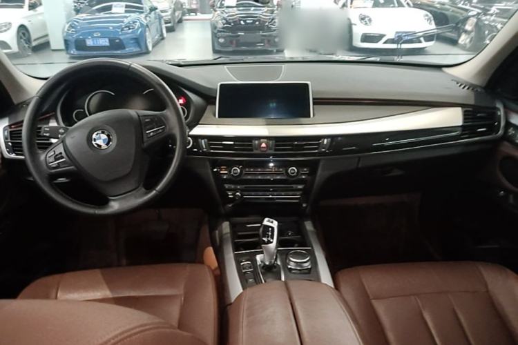 Used BMW X5 2018 xDrive35i Standard Large Screen 18-inch Wheels Middle East Version Center Console