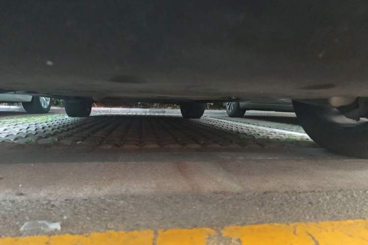 Used BMW X5 2018 xDrive28i Chassis Front