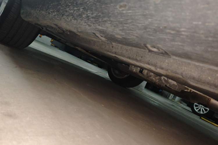 Used BMW X5 2018 xDrive28i Chassis Front Left