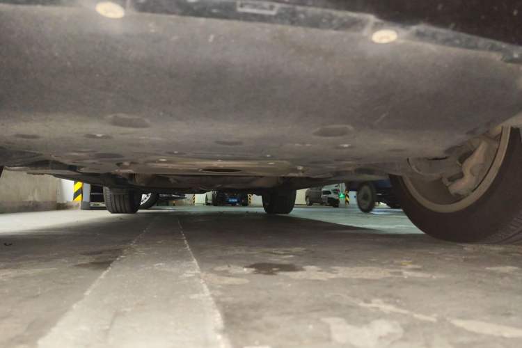 Used BMW X5 2018 xDrive28i Chassis Front