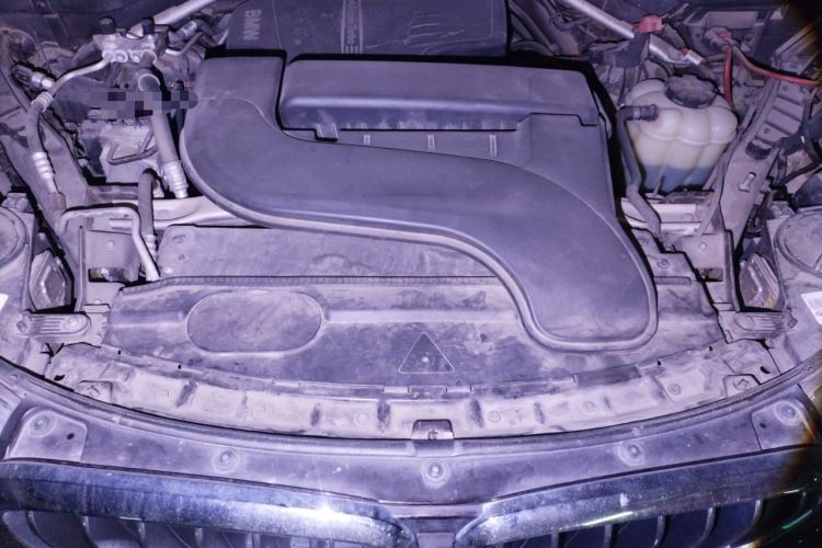 Used BMW X5 2018 xDrive28i Engine Bay