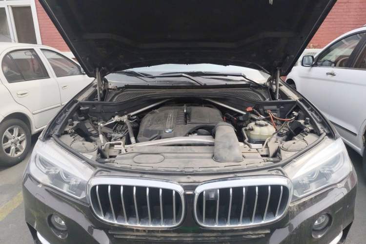 Used BMW X5 2018 xDrive35i Elegant Edition Engine Bay