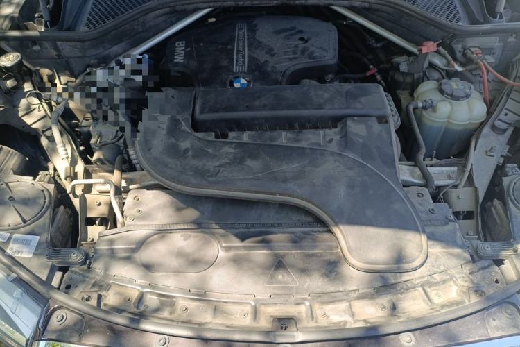 Used BMW X5 2018 xDrive28i Engine Bay