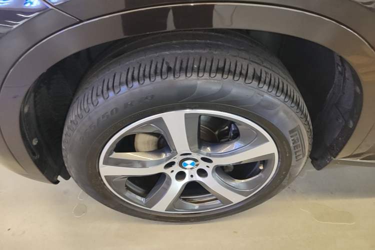 Used BMW X5 2018 xDrive35i Elegant Edition Exterior 4