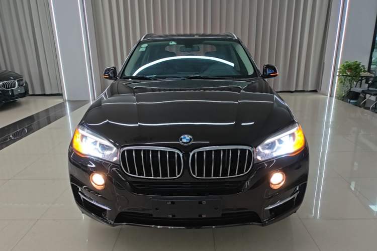 Used BMW X5 2018 xDrive35i Elegant Edition Front