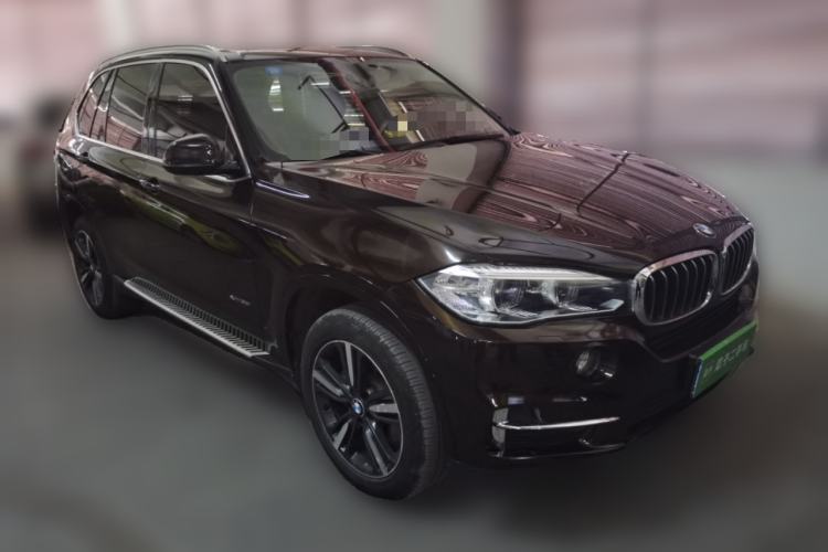 Used BMW X5 2018 xDrive35i Elegant Edition Front Right 45 Deg