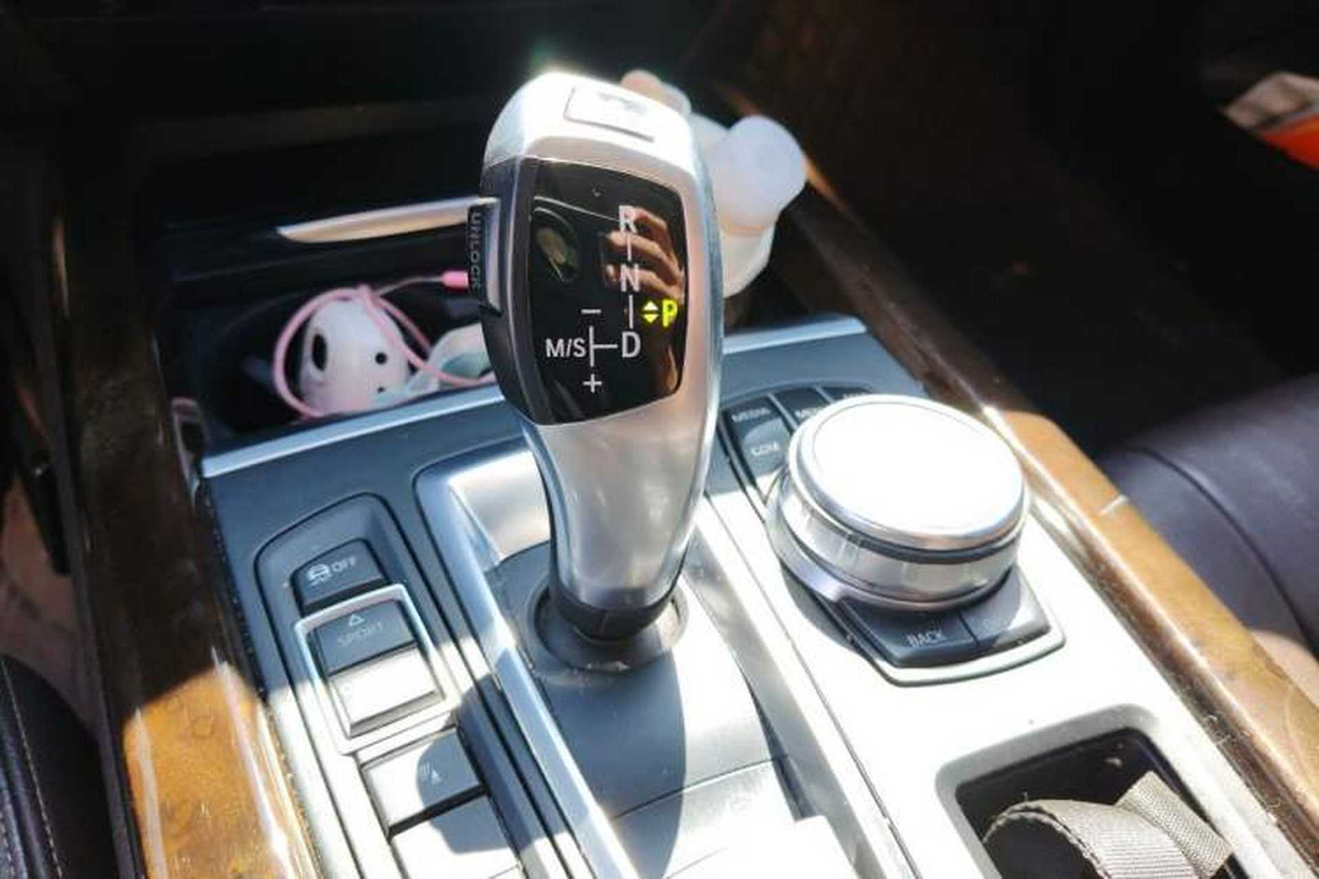 Used BMW X5 2018 xDrive28i Gear Lever