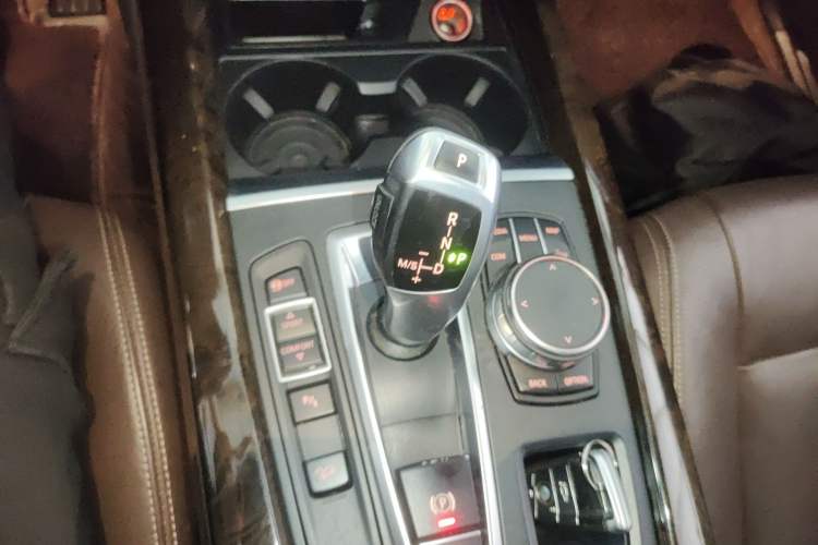 Used BMW X5 2018 xDrive28i Gear Lever
