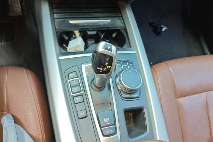Used BMW X5  Gear Lever