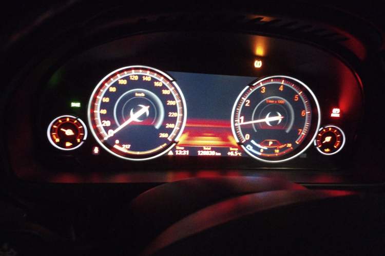 Used BMW X5 2018 xDrive28i Instrument Cluster