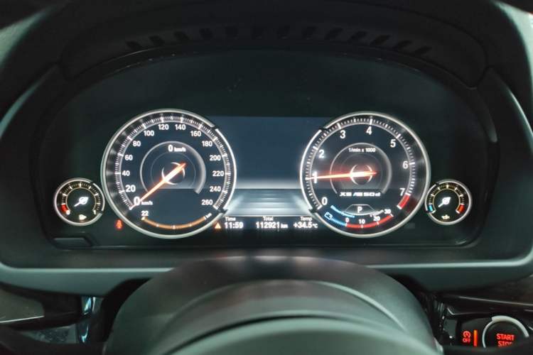 Used BMW X5 2018 xDrive35i Elegant Edition Instrument Cluster
