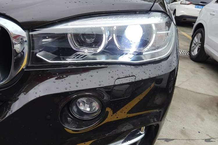 Used BMW X5 2018 xDrive28i Left Front Headlight