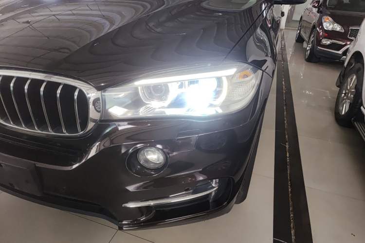 Used BMW X5 2018 xDrive28i Left Front Headlight